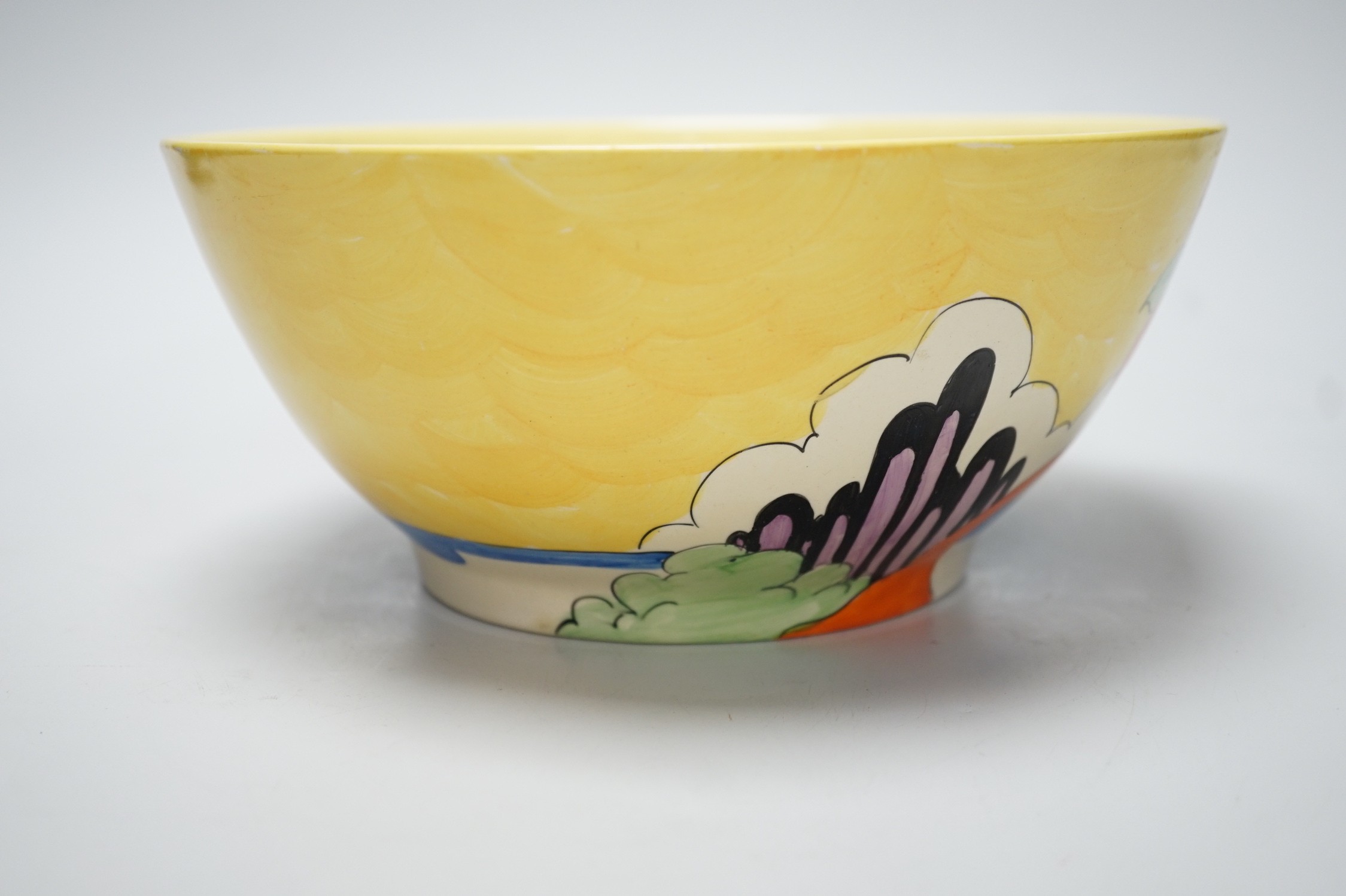 A Clarice Cliff Bizarre bowl, 22cm